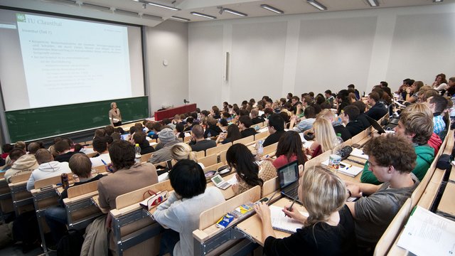 Dezernat 5: Studienzentrum